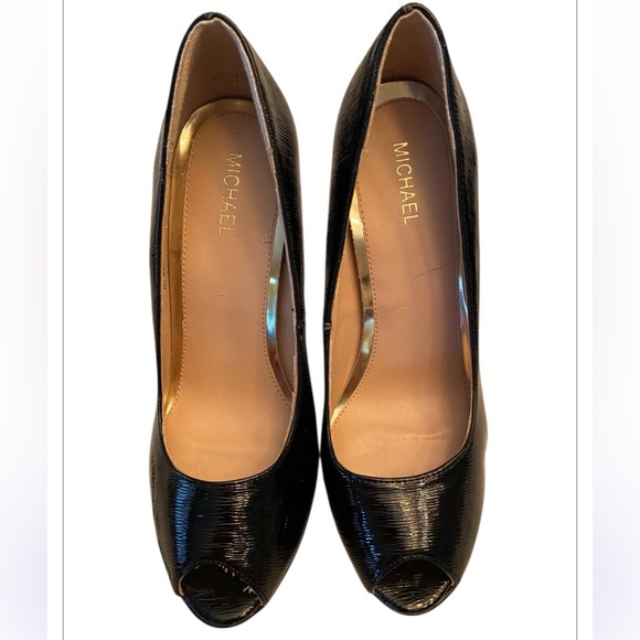 Michael Kors GIA Black Faux Patent Leather Heels Size 8.5 - Picture 1 of 8